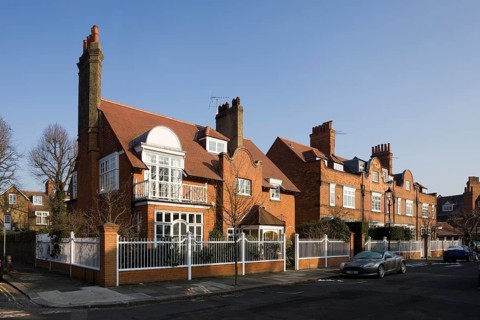 The world's first garden city, built from 1875 by Edward William Godwin and from 1877 by Richard