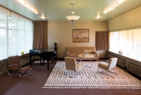 Built 1932-1933 by Brinkman & Van der Vlugt, living room on the first floor