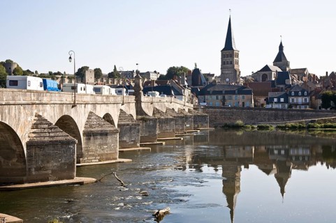 View over the Loire to the old town, Loire bridge, St., Saint, Saint
