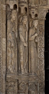 Bourges, Cathedral. South portal. Crowned saint on the left vault, St, Saint, Saint