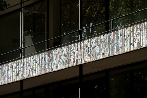 Krefeld, Ostwall 70-75, commercial building with reliefs on the balcony parapets by Curth Georg