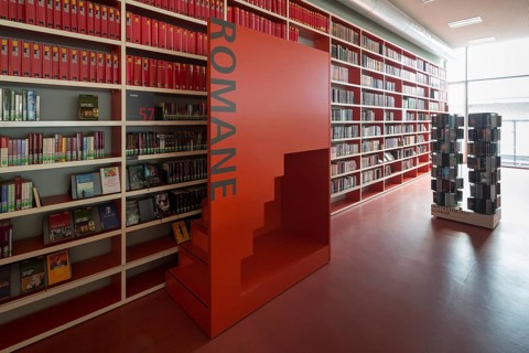 Built in 2008 by architects HPP, interior design by UKW, Jochen Usinger and Martin Klein-Wiehle
