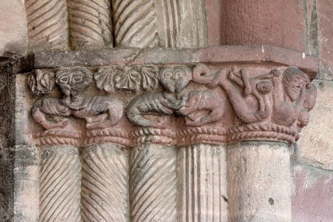 Lautenbach, collegiate church, portal vestibule, figure capital