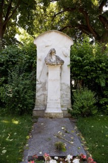 Vienna, graves of honour at the Central Cemetery
