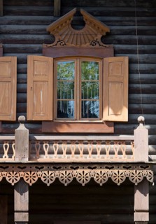 Half-timbered house with front log façade, built 1825-1827 freely adapted from a drawing by Carlo