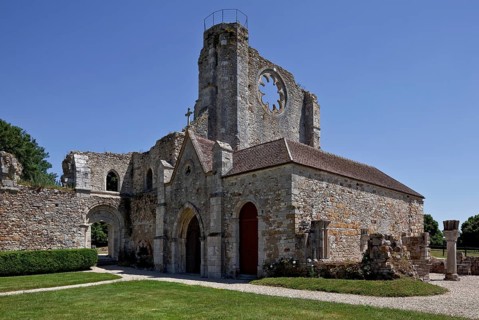 Ruins of the monastery church, sacristy and remains of the cloister, behind it south transept gable