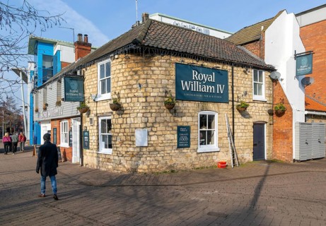 Historic Royal William IV Fourth pub, Brayford Waterfront, city of Lincoln, Lincolnshire, England,