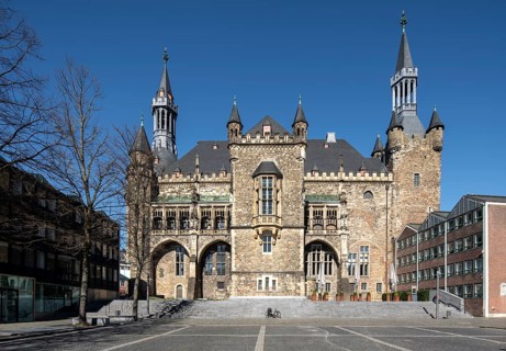 Aachen, Katschhof with town hall from the south