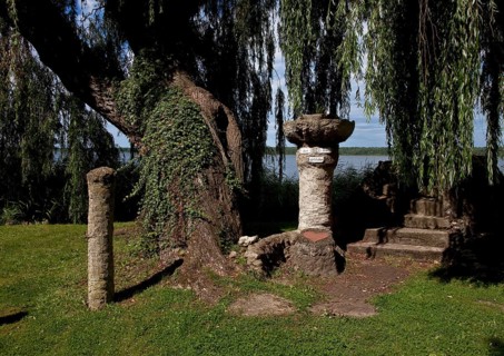 Arendsee Altmark gustav-nagel-areal 87762 Remains of the lake temple 1917-30 behind the Arendsee