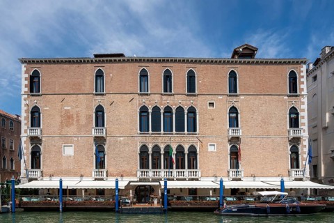 Venice, Palazzo Pisani Gritti, built in the 14th century, façade facing the Grand Canal