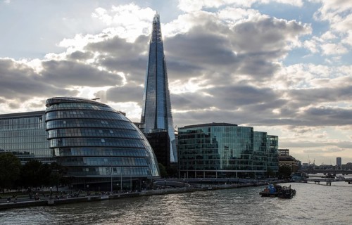 London, view over the Thames, skyscraper THE SHARD 2009-2012 by Renzo Piano, on the left circular