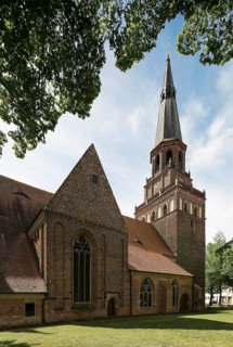 Prettin Krs Wittenberg Bildnr 2051 Stadtkirche v NNO cruciform gothic stepped hall d 14th century