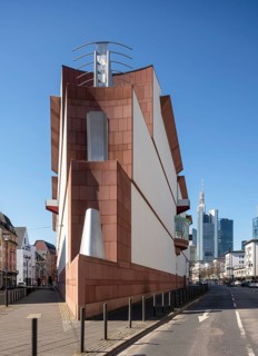 Frankfurt am Main, Museum of Modern Art, 1989/90 by Hans Hollein, view from the north-east