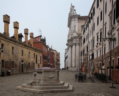Italy Venice Gesuiti Church -385 built 1724-36 left Oratorio dei Crociferi late 16th century built