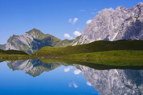 Eissee, Oytal, behind Himmelhorn, 2111m, Schneck, 2268m, Himmeleck, 2145m, on the right Großer