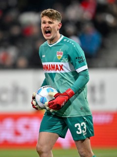 Goalkeeper Alexander Nübel VfB Stuttgart (33) angry, screams, WWK Arena, Augsburg, Bavaria,