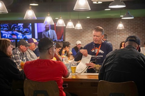 Denver, Colorado, A bar and restaurant at Denver International Airport (DEN)