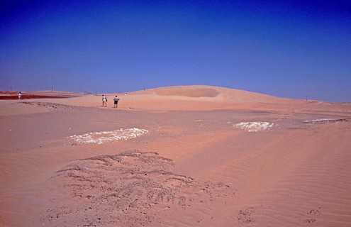 Sickle dune, Valley al-Charga, Libyan Desert, Egypt, September 1989, vintage, retro, old,