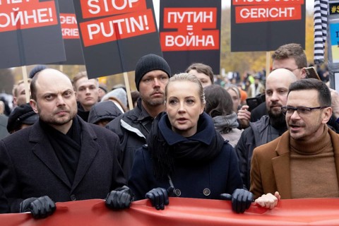Berlin, Germany, 17 November 2024: Vladimir Kara-Mursa, Yulia Navalnaya and Ilya Yashin during an