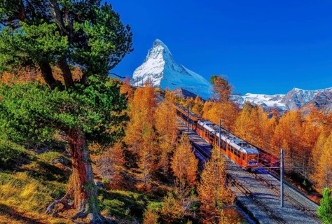 Gornergratbahn on the Riffelberg with Matterhorn 4478m in autumn, Zermatt, Mattertal, Valais,