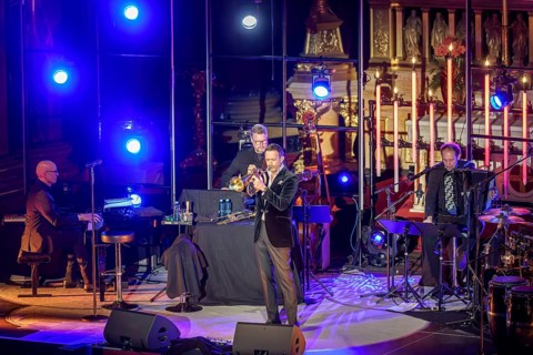 Till Brönner live on Silent Night - The Christmas Concert Tour at Berlin Cathedral on 20.12.2024