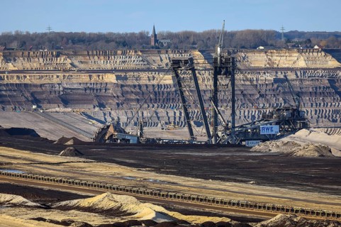 Erkelenz, North Rhine-Westphalia, Germany, Rhenish lignite mining area, bucket wheel excavator in