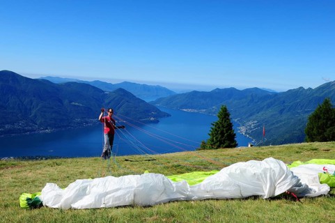 Ticino: Cimetta paragliding launch site on the summit of Locarno on Lake Maggiore