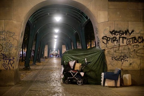 Germany, Berlin, 21.10.2024, Homeless camp under the underground viaduct (Magistratsschirm),