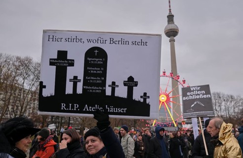 Germany, Berlin, 29 November 2024, funeral march of the cultural scene, demonstration against