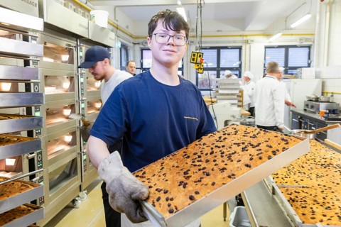 The Schutzverband Dresdner Stollen e. V. is starting intensive preparations for this year's Stollen