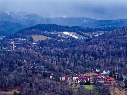 There is artificial snow near Karpacz, Krummhübel, in the lower reaches of the Giant Mountains. The