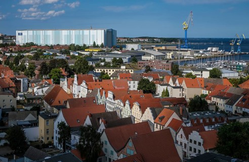 Wismar, Mecklenburg-Western Pomerania, Germany, city view of Wismar's old town centre, behind MV