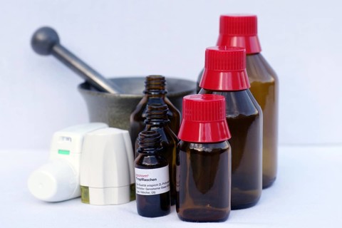 Symbol photo, Gerresheimer AG, glass bottles, inhalers, packaging, Gerresheimer AG supplies a wide