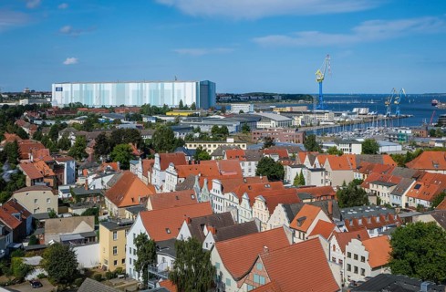 Wismar, Mecklenburg-Western Pomerania, Germany, city view of Wismar's old town centre, behind MV