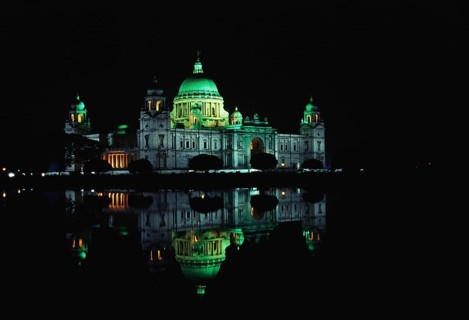Illuminated Victoria Memorial built in 1921, Calcutta Kolkata, West Bengal, India, Asia