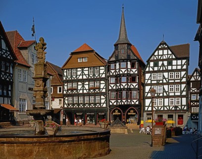Market square, town hall, Rolandsbrunnen, Fritzlar, Hesse, Germany, Europe