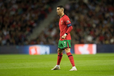 Football match, captain Cristiano RONALDO CR7 Portugal in front of the free kick with closed eyes