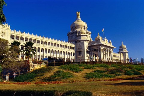 Vidhan Soudha Karnataka Secretarial built in 1956 India's largest legislative official structure,