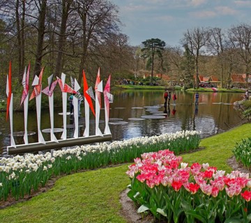 Tulip blossom, flower bed tulips, daffodils, lake, Wilhelmina Pavilion, spring, spring flower-bed,