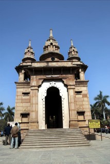 Mulagandhakuty Vihara is a modern Buddhist temple built by the Mahabodhi society in 1931 Sarnath,