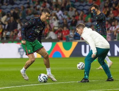 Football match, Cristiano RONALDO CR7 Portugal warming up in front of the match with technique and