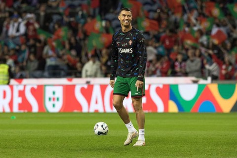 Football match, Cristiano RONALDO CR7 Portugal warming up in front of the match with his whole body