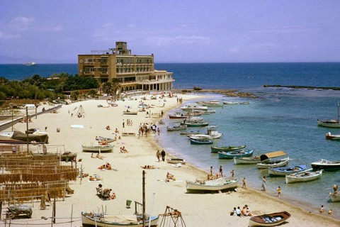 Konstantina oder Constantina Hotel am Sandstrand, Famagusta, Nordzypern 1963 jetzt das Arkin Palm