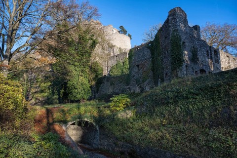 Autumn atmosphere, Hohentwiel fortress ruins, town of Singen, district of Constance,
