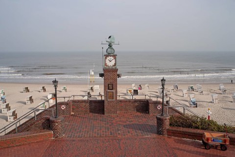 Viewpoint, beach promenade, North Sea island, East Frisian island, Wangerooge, Germany, Europe