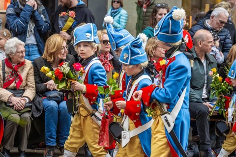 Parade of historically costumed guildsmen, Sechseläuten or Sächsilüüte, Zurich Spring Festival,