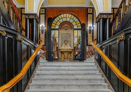 Historic interior design, staircase and corridor in the Hindenburghaus, Großer Burstah 31, Hamburg,