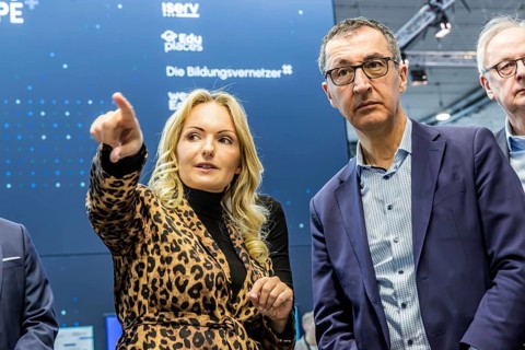Education Minister Cem Özdemir visits Europe's largest education trade fair Didacta in Stuttgart.