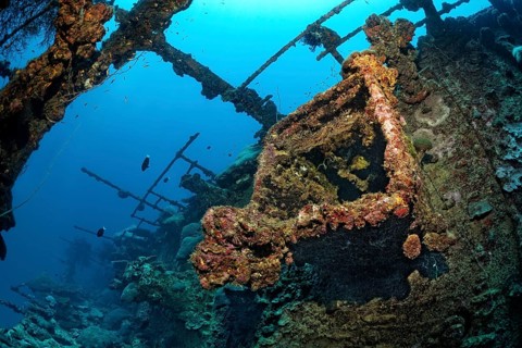 Ship superstructure, hatch, deck, British Loyalty, wreck, shipwreck, torpedoed on 09.03.1944 by