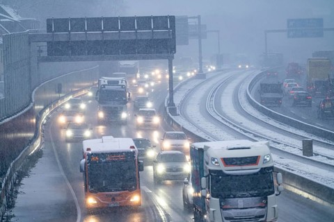 Winter weather, heavy snowfall, traffic jam on the A40 motorway in Essen, North Rhine-Westphalia,